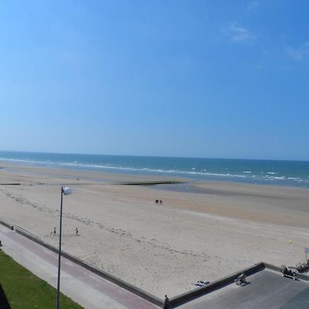 Appartement Avec Terrasse Panoramique, Acceptant Les Animaux, Parking - Fr-1-487-281 Cabourg Exterior photo