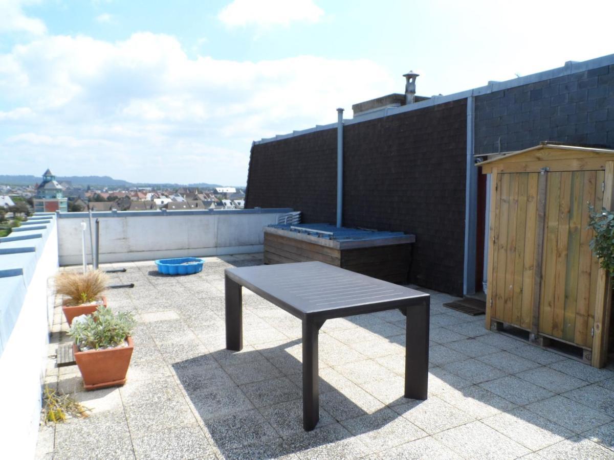 Appartement Avec Terrasse Panoramique, Acceptant Les Animaux, Parking - Fr-1-487-281 Cabourg Exterior photo